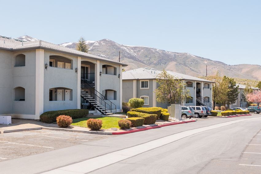 Apartments On Silver Lake Road